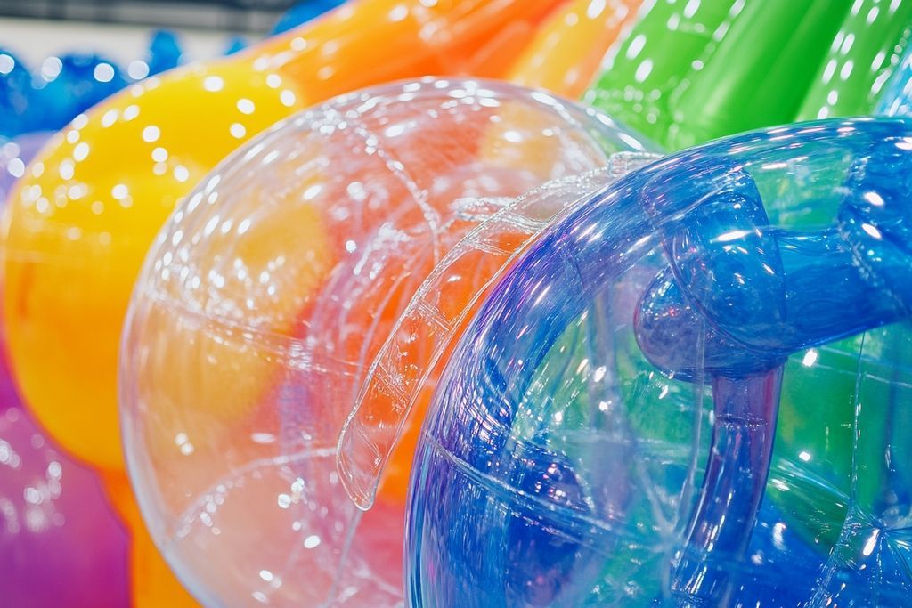 Breizh Bubble Foot à Quimper : Renforcez l'esprit d'équipe avec des activités sportives hilarantes en bulle !