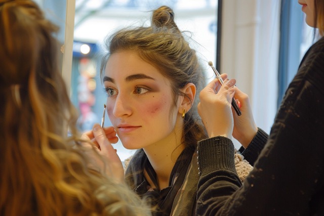 cours maquillage team building paris 2